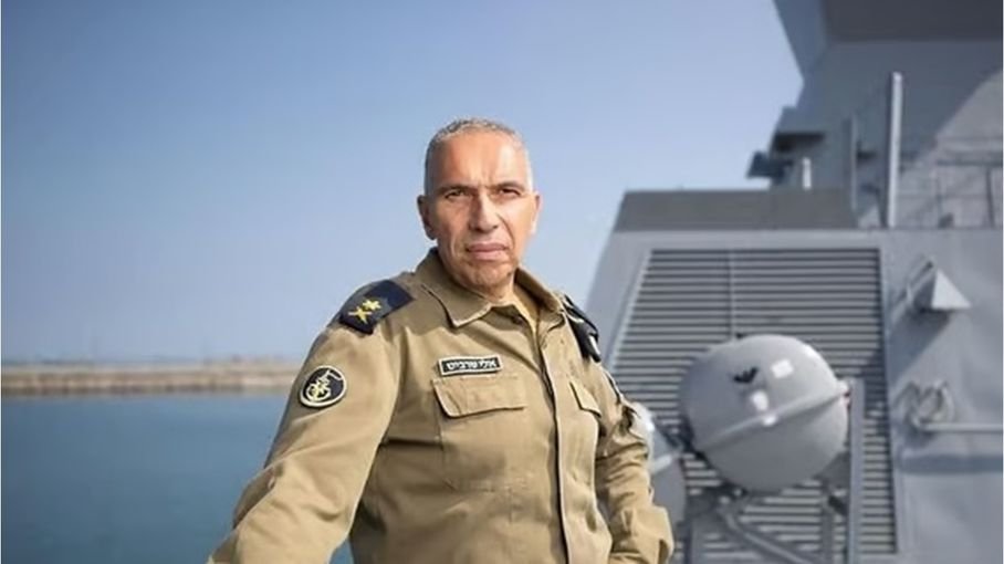 نتنياهو يتراجع عن تعيين قائد سلاح البحرية الأسبق رئيسا جديداً للشاباك