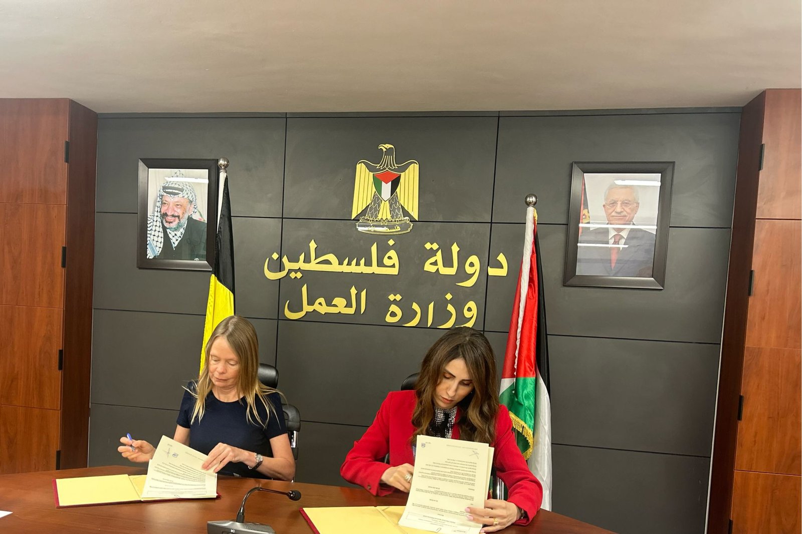 وزارة العمل ووكالة التنمية البلجيكية توقعان اتفاقية لدعم التشغيل في قطاع غزة