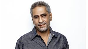 نقابة الفنانين السورية تمنح فضل شاكر العضوية بمرتبة "الشرف"