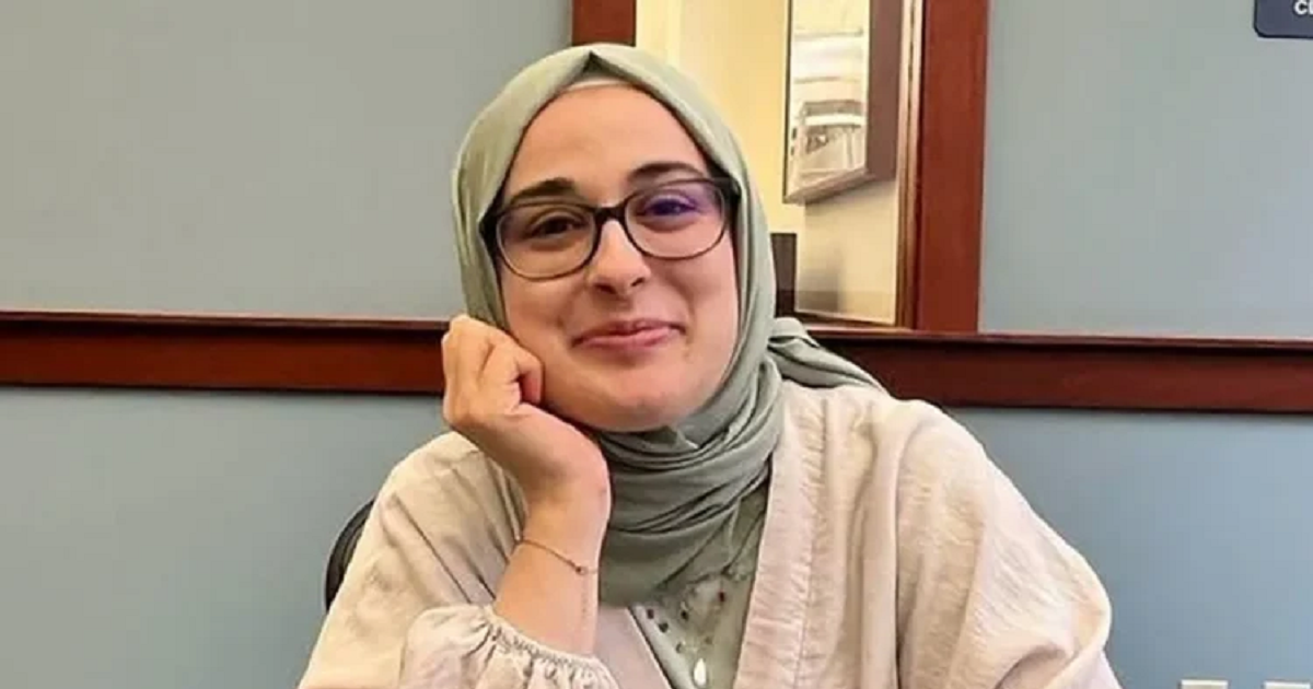 قرار الإفراج عن طالبة تركية يثير غضب البيت الأبيض