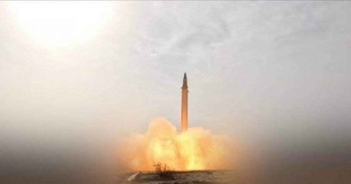 اطلاق صاروخ من اليمن والاحتلال  يعلن اعتراضه 