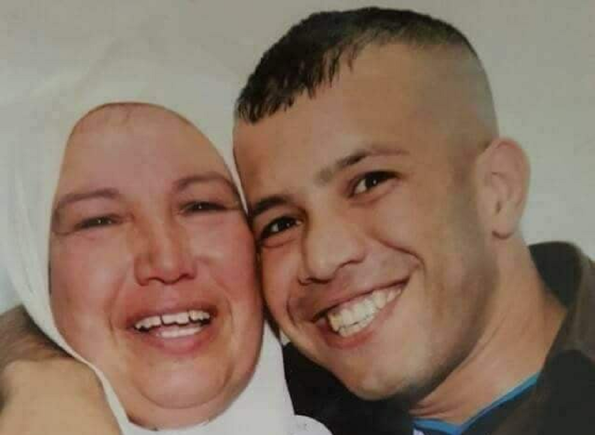 شقيقة الأسير حبيب خميس ل"واثق نيوز" : رحل والدينا قبل ان يتحقق حلمهما بعناقه ونتمنى حريته قريبا