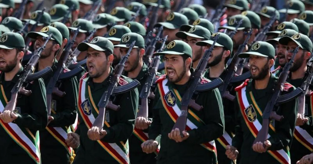 الحرس الثوري يهدد بـ"رد مدمر" على أي انتهاك أمريكي إسرائيلي للهدنة