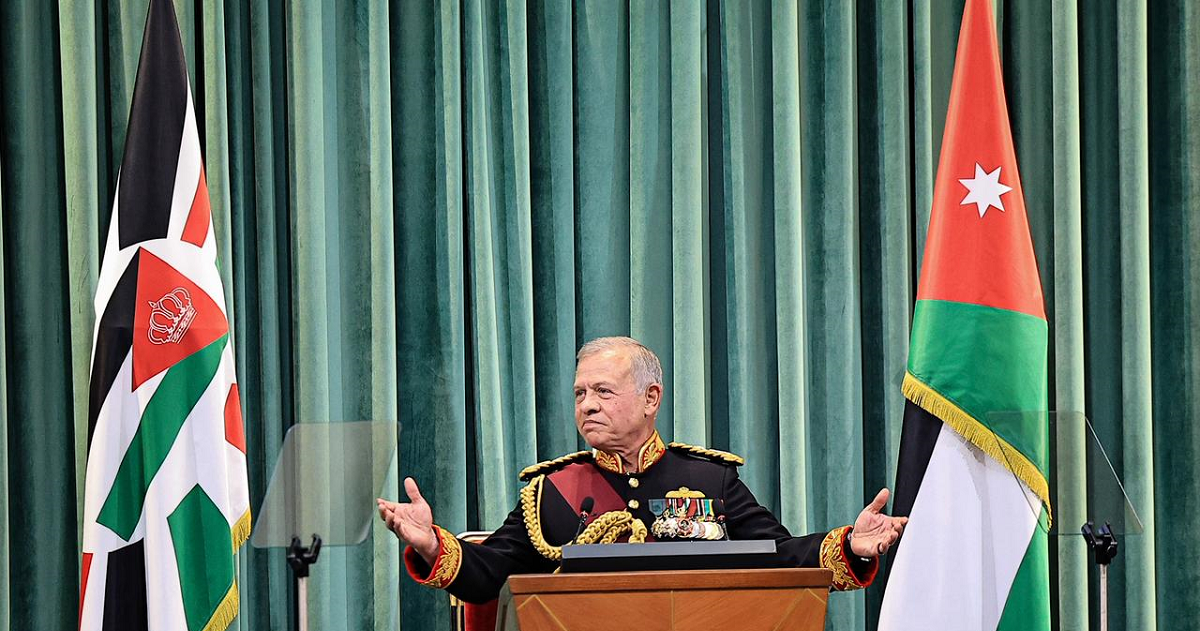 تغيرت الأزمات عبر عقود وبقي الاردن قوياً بقيادته وشعبه وجيشه