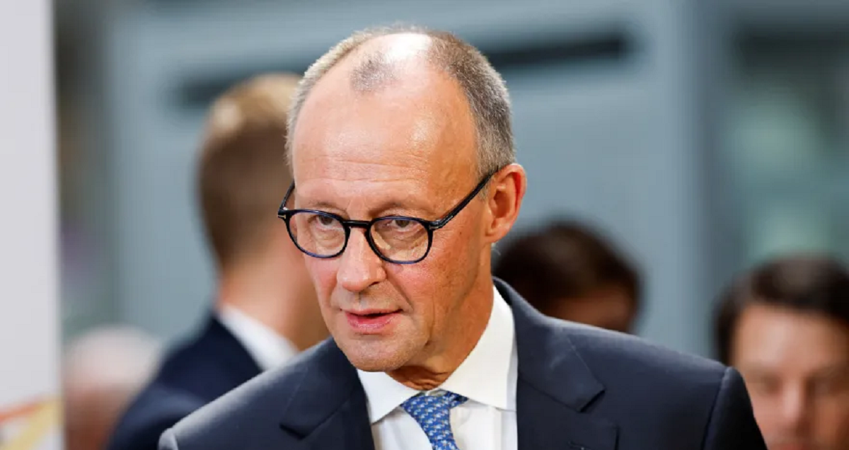 المستشار الألماني: سنرحل السوريين إذا لم يعودوا لبلدهم طواعية