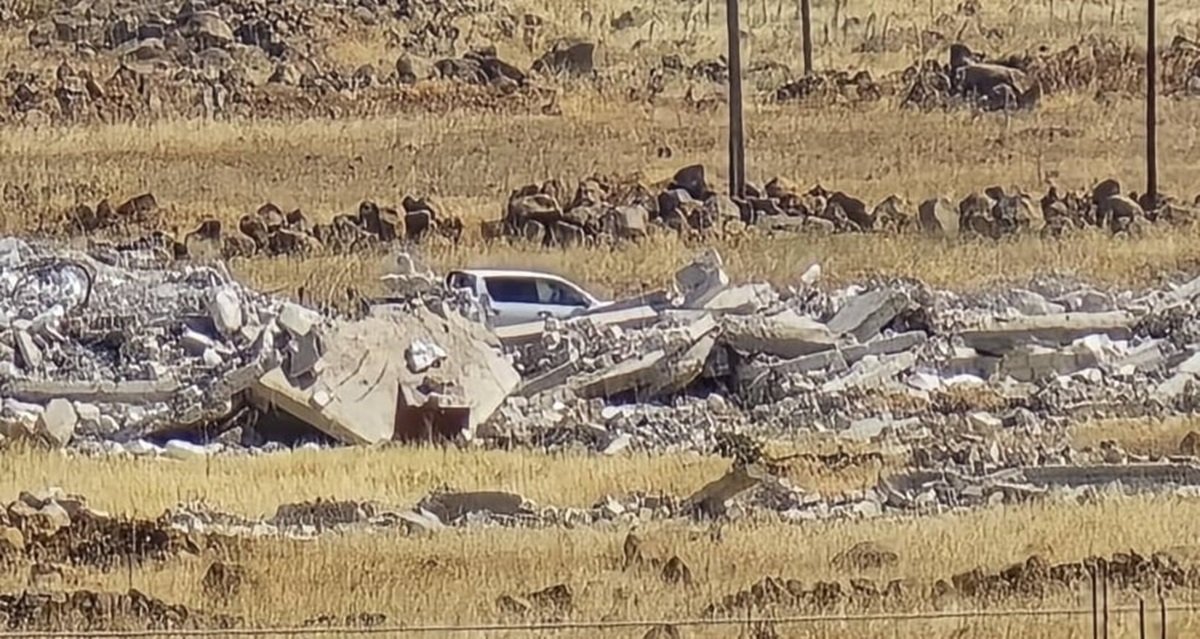 سوريا : الاحتلال يهدم حيا بأكمله بريف القنيطرة  