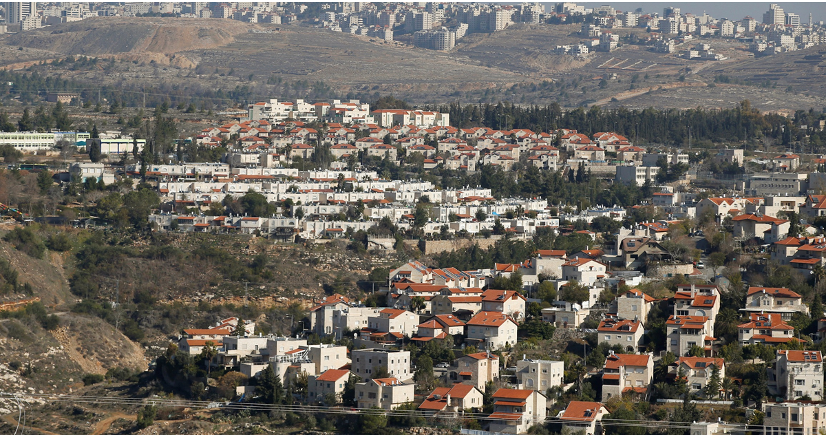 "اريج"  في تقرير موسع : الاحتلال يستخدم الأوامر العسكرية لتعمق المشروع الاستيطاني في الضفة 