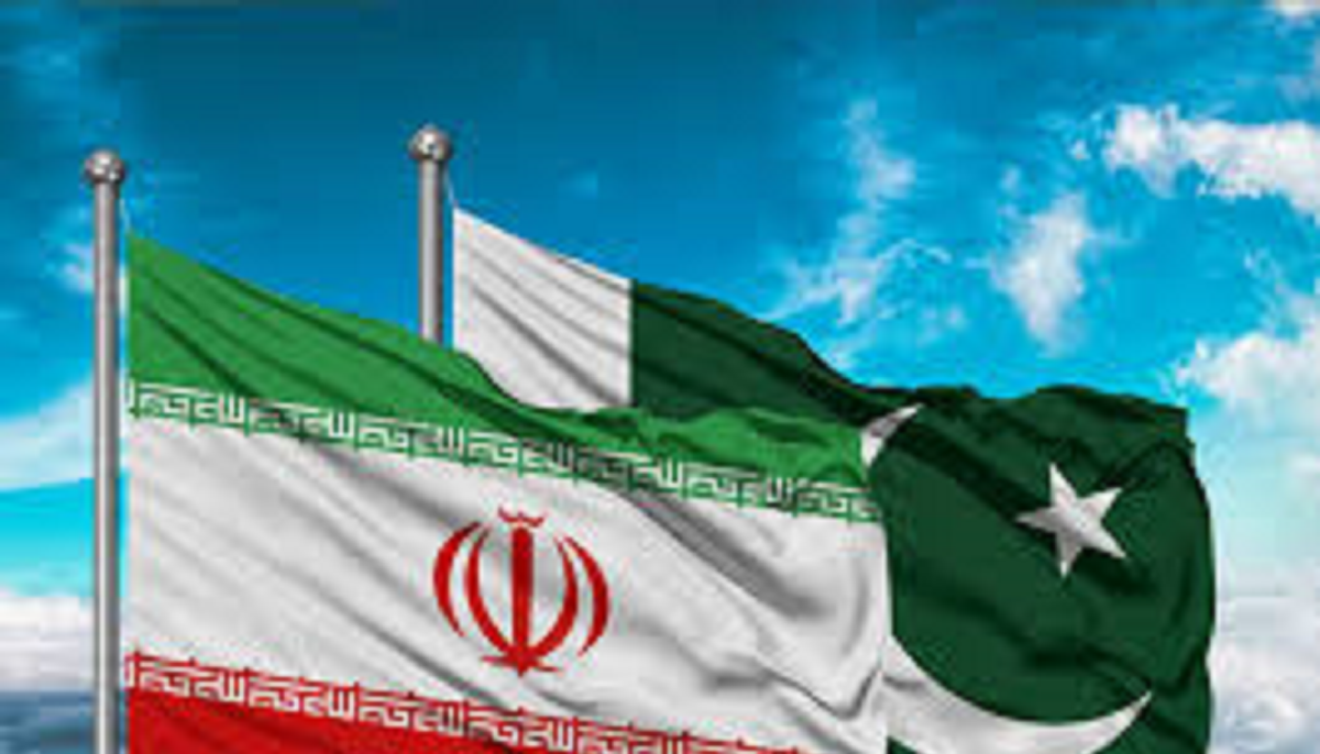 باكستان : نقف الى جانب إيران في مواجهة التصعيد الإسرائيلي