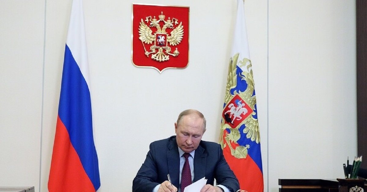 بوتين يمنح الجنسية الروسية للنائب السابق لرئيس  بلدية تالنت الفرنسية