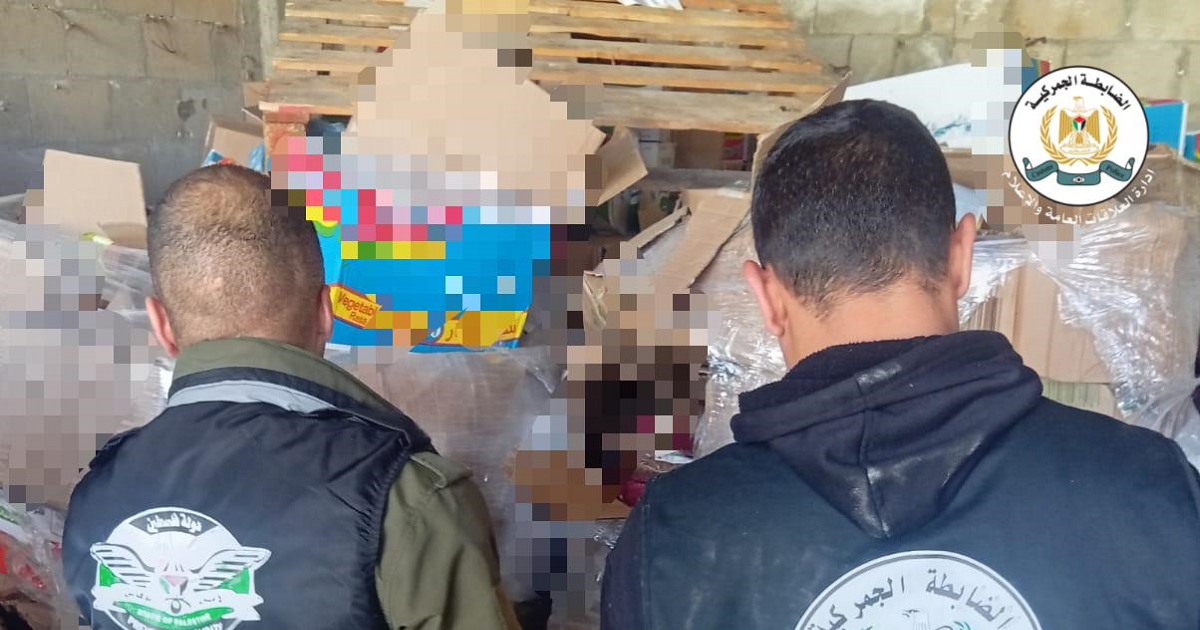 ضبط حوالي 20 طن بقوليات وحليب أطفال منتهية الصلاحية جنوب الخليل