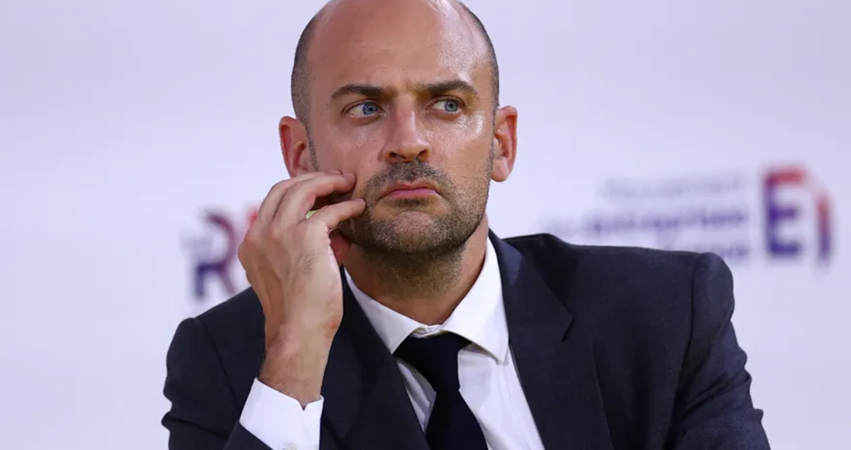 فرنسا تطالب بالإفراج غير المشروط عن مواطنيها المحتجزين في إيران