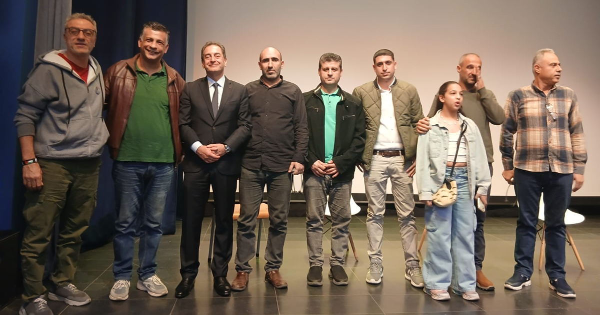 "من داخل غزة" : فيلم وثائقي يظهر معاناة الصحفيين بغزة اثناء الحرب الإسرائيلية 2023 