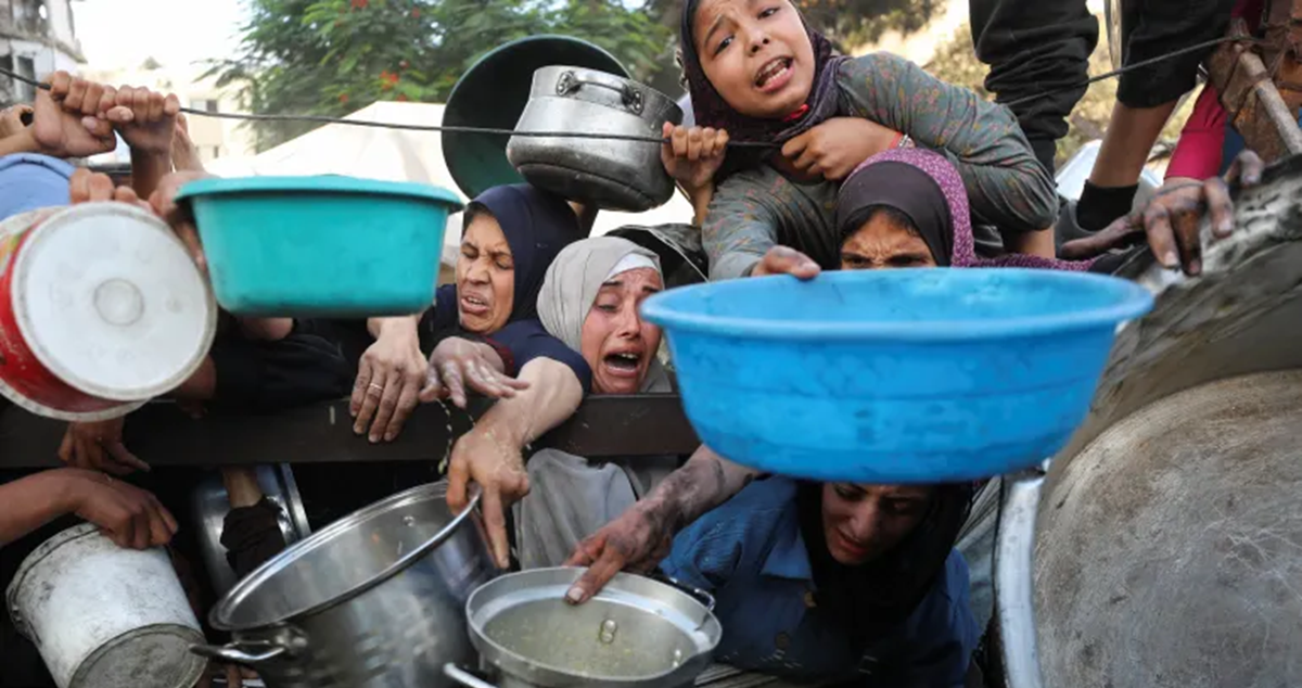 تقرير : التكايا تبقي الغزيين على قيد الحياة في رمضان المبارك 