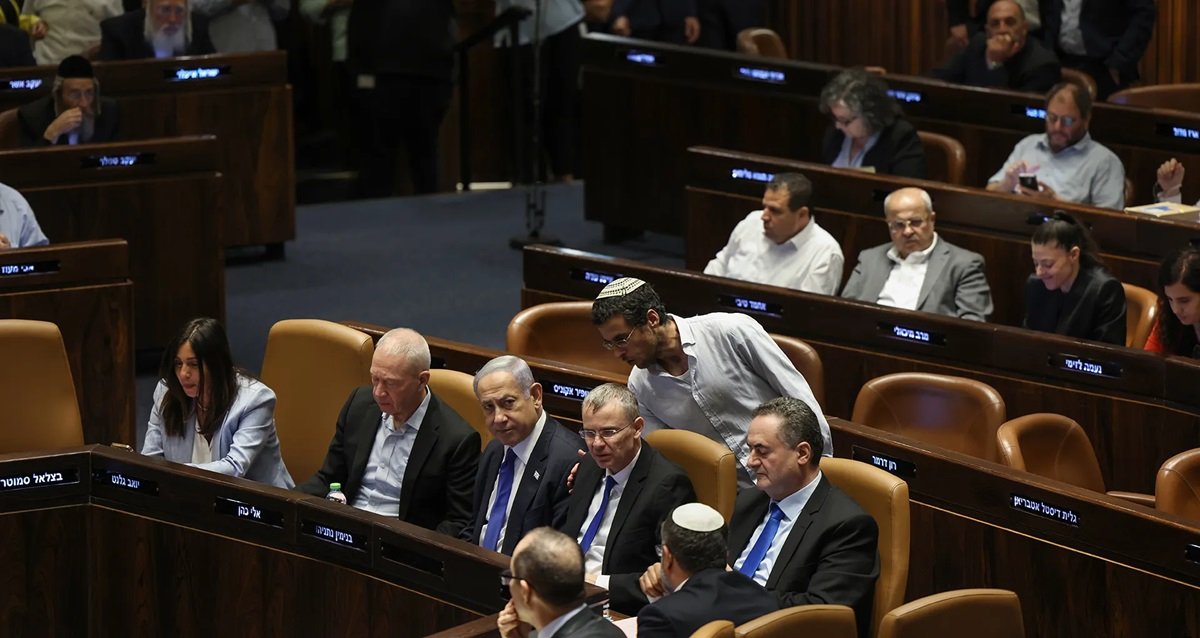 مسؤول في "ديغل هتوراه": الأحزاب الحريدية تستعد لحل الكنيست