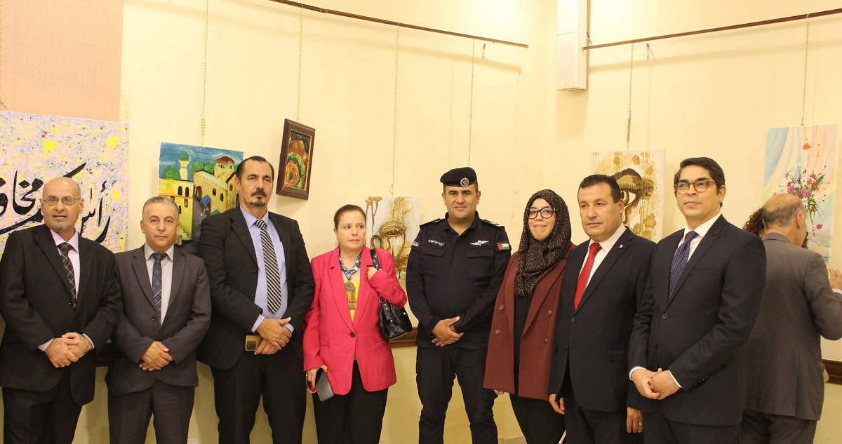 الكاتبة كريستين حنا نصر تشارك بمعرض دولي للفنون التشكيلية 