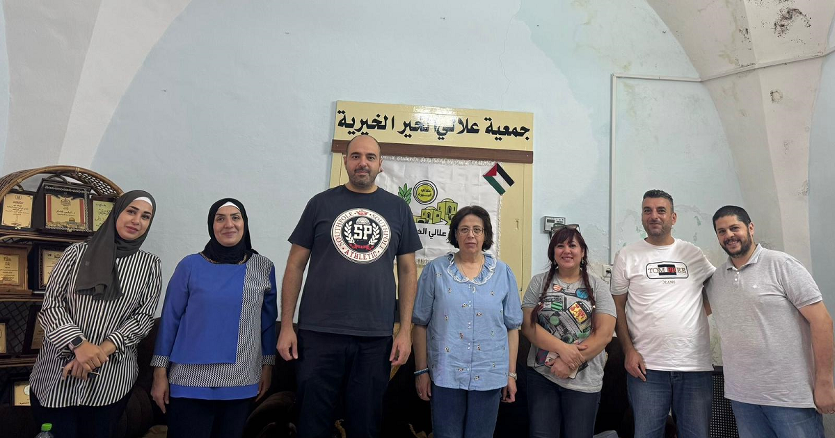 بحث التعاون بين المركز  الثقافي وجمعية "علالي" بشأن مشروع "أحواش البيرة"