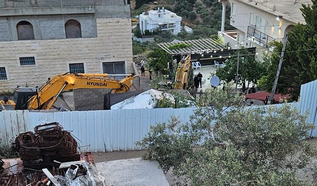السلطات الإسرائيلية تهدم منزلا قيد الانشاء في ام الفحم 