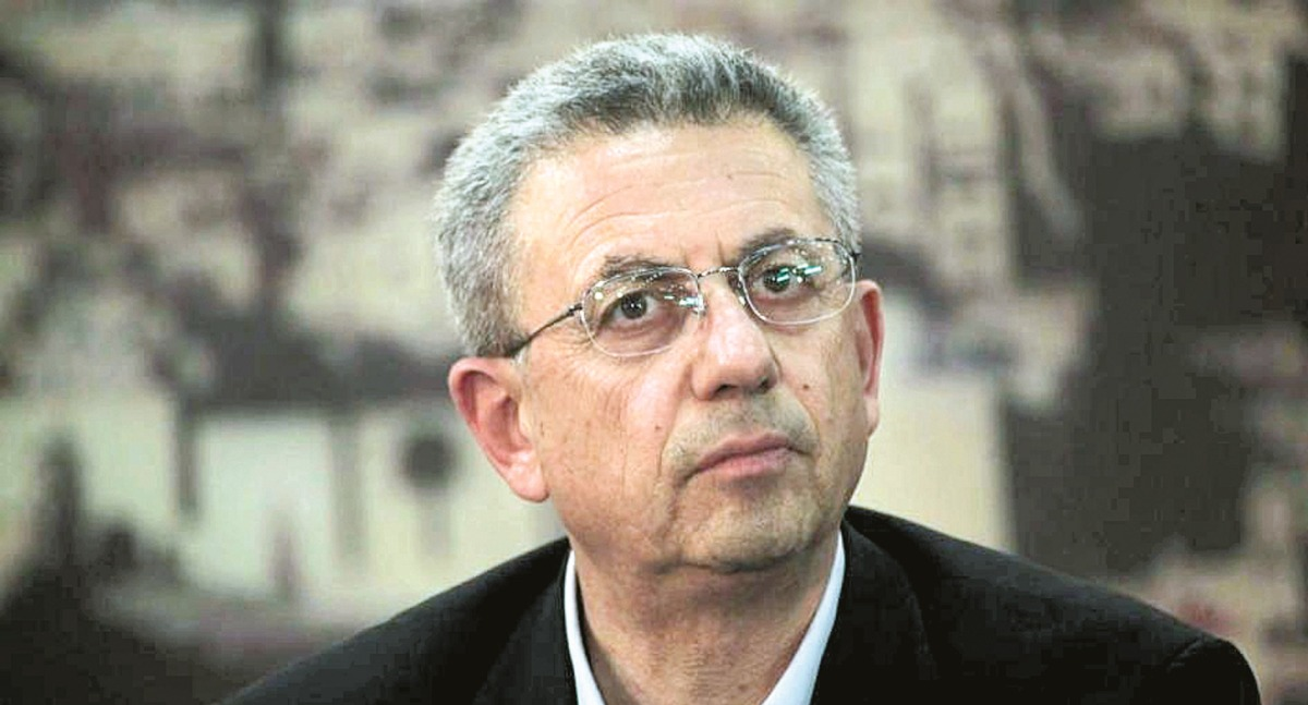 مجلس السلام والحقائق خلف الستار