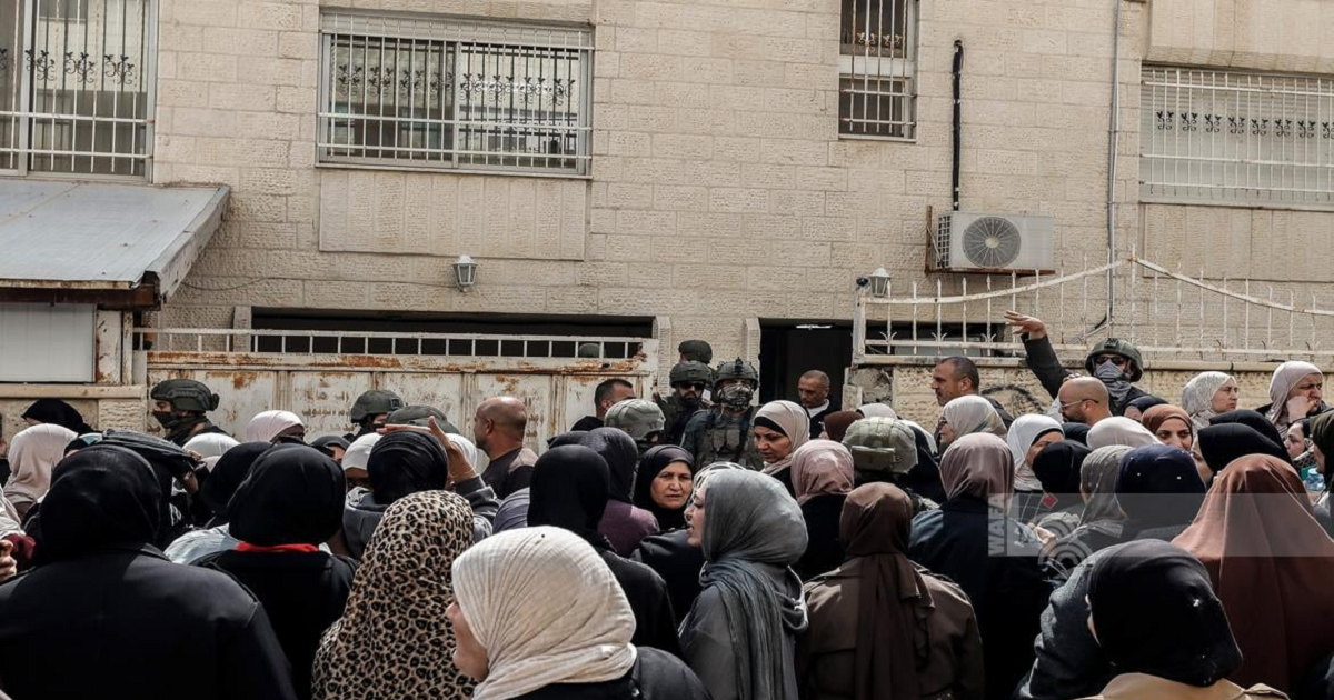 نازحات من مخيم جنين يروين ل"واثق نيوز" لحظات عودتهن لتفقد منازلهن بعد عام من التهجير