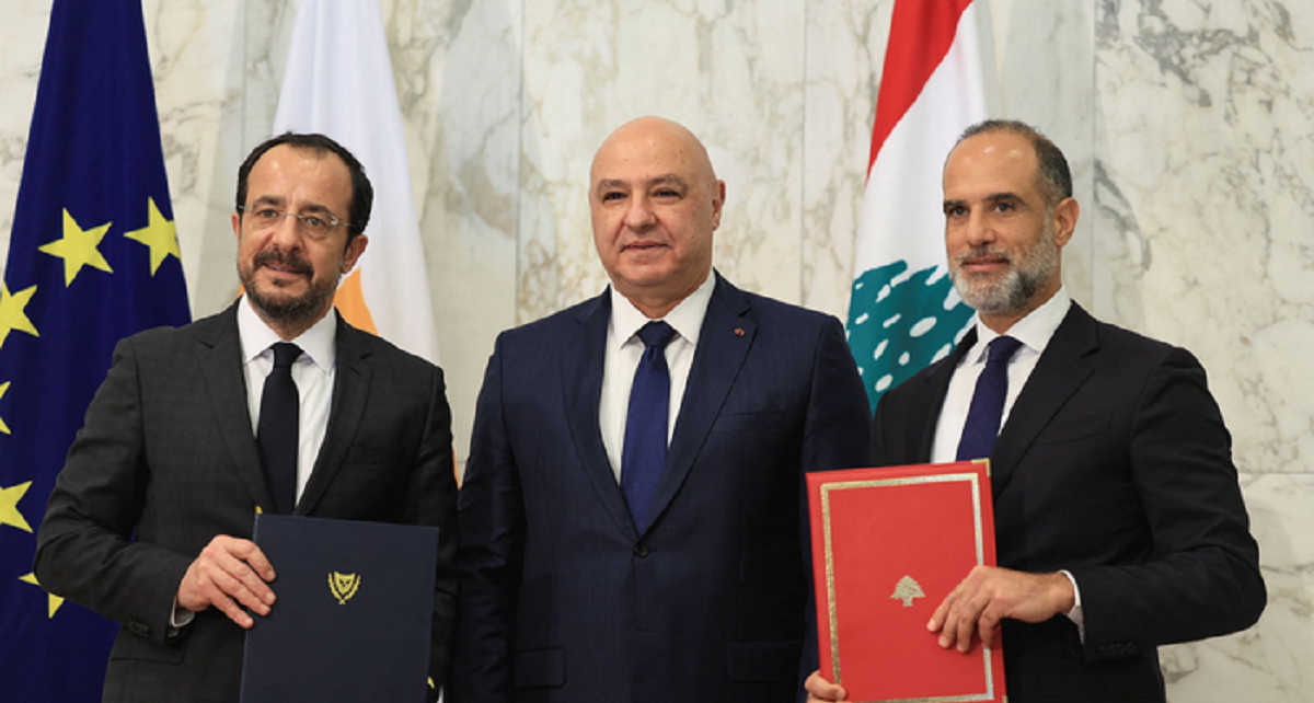 التوقيع على اتفاق لترسيم الحدود البحرية بين لبنان وقبرص ... وسوريا على قائمة الانتظار 