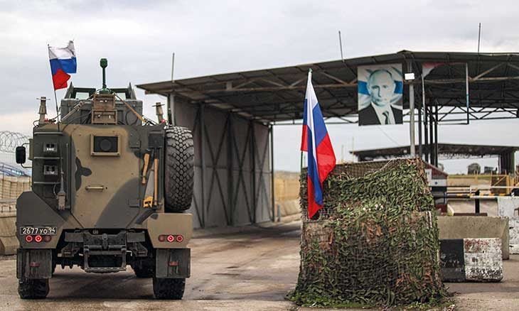 روسيا تؤكد استمرار وجودها العسكري في سوريا وتعزيز التنسيق مع دمشق