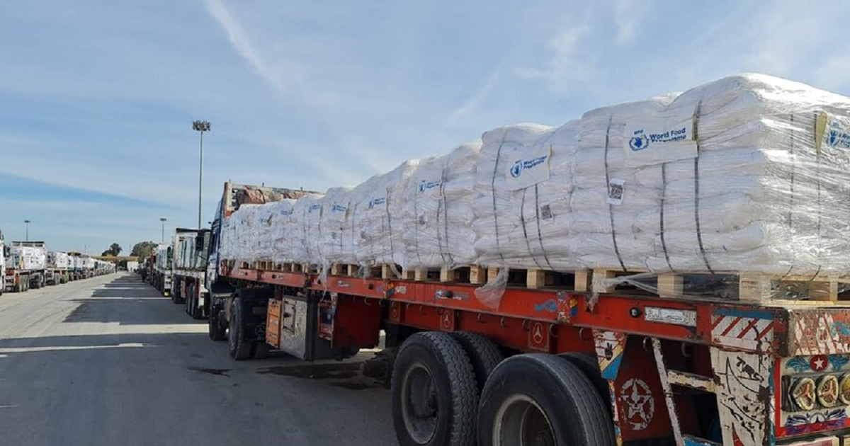 لا بضائع في أسواق غزة رغم دخول شاحنات المساعدات المحدودة