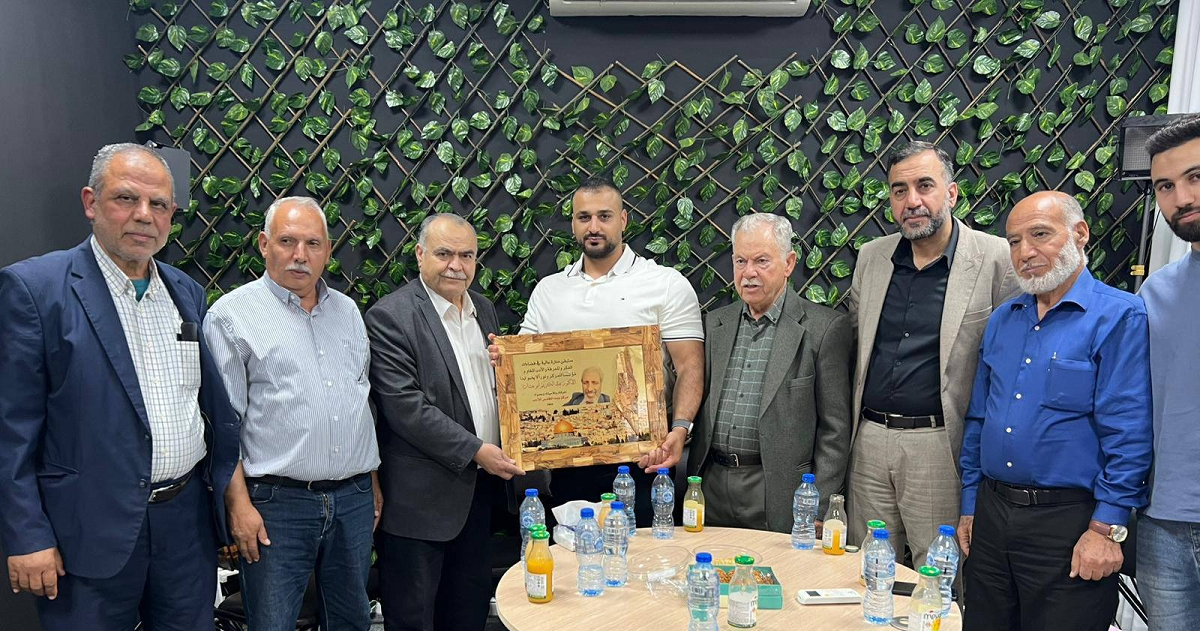 مركز بيت المقدس للأدب يؤَبِّن الدكتور عبد الكريم ابو خشان 