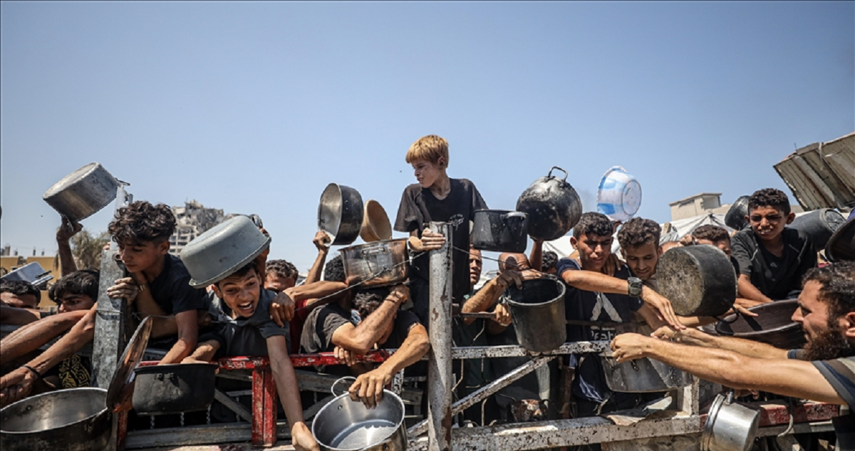 عاملة إغاثة في وسط غزة تصف مشاهد اليأس