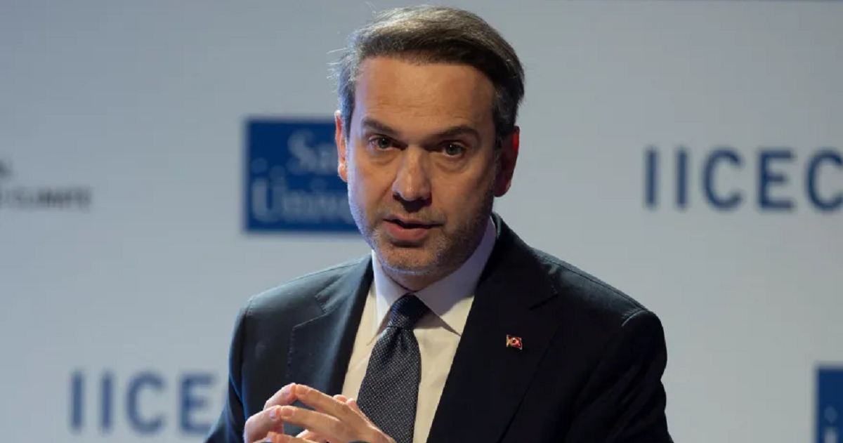 بيرقدار : تركيا لا تواجه مشكلة في أمن الطاقة بسبب الحرب لكن الوضع “متقلب”