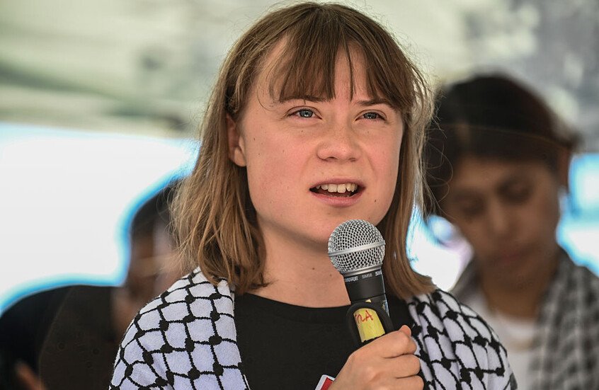 اعتقال الناشطة غريتا تونبرغ في مظاهرة داعمة لفلسطين بلندن