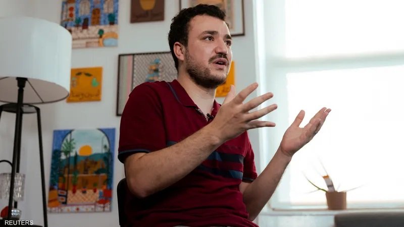 الناشط محمود خليل:  لا يمكن ترحيلي قانونيا من الولايات المتحدة