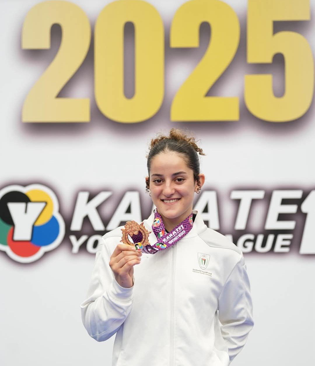 لاعبة منتخبنا  مريم بشارات تحصد ذهبية الدوري العالمي للكاراتيه في المكسيك