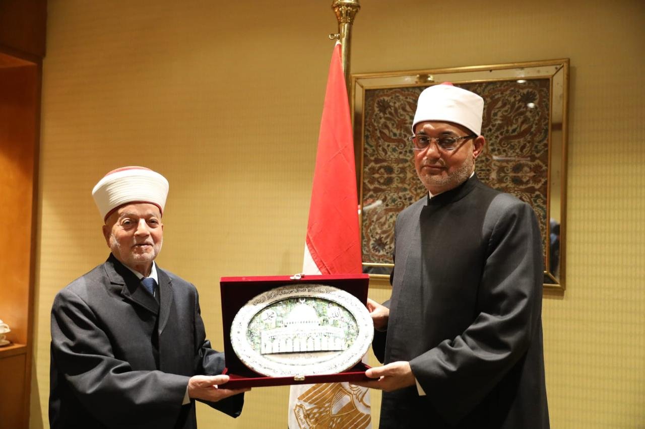 المفتي العام: مصر هي الظهير المكين لقضايا الأمة العربية