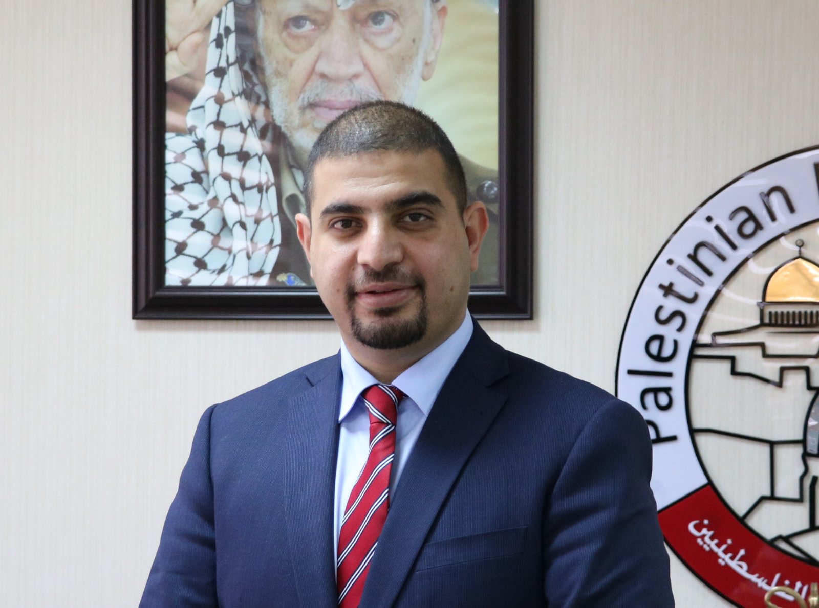 الاحتلال يستدعي نقيب المحامين فادي عباس ويبلغه بحظر عمل النقابة داخل مدينة القدس