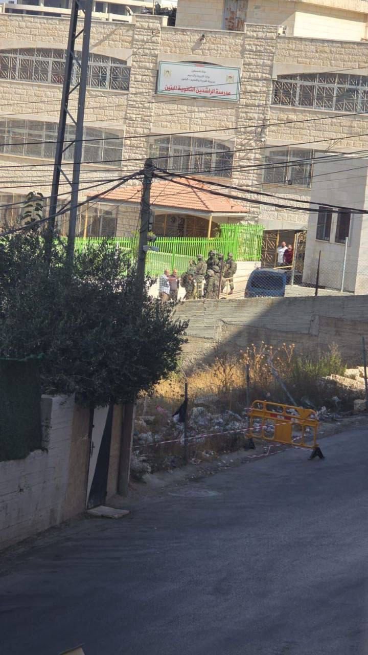 مؤسسة ريغافيم  الاستيطانية تحرض على هدم مدرسة جنوب الخليل  