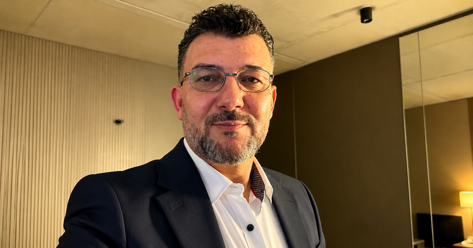 زكريا الزبيدي… فتحاويٌّ لا يحتاج إلى شهادة في وطنيته  