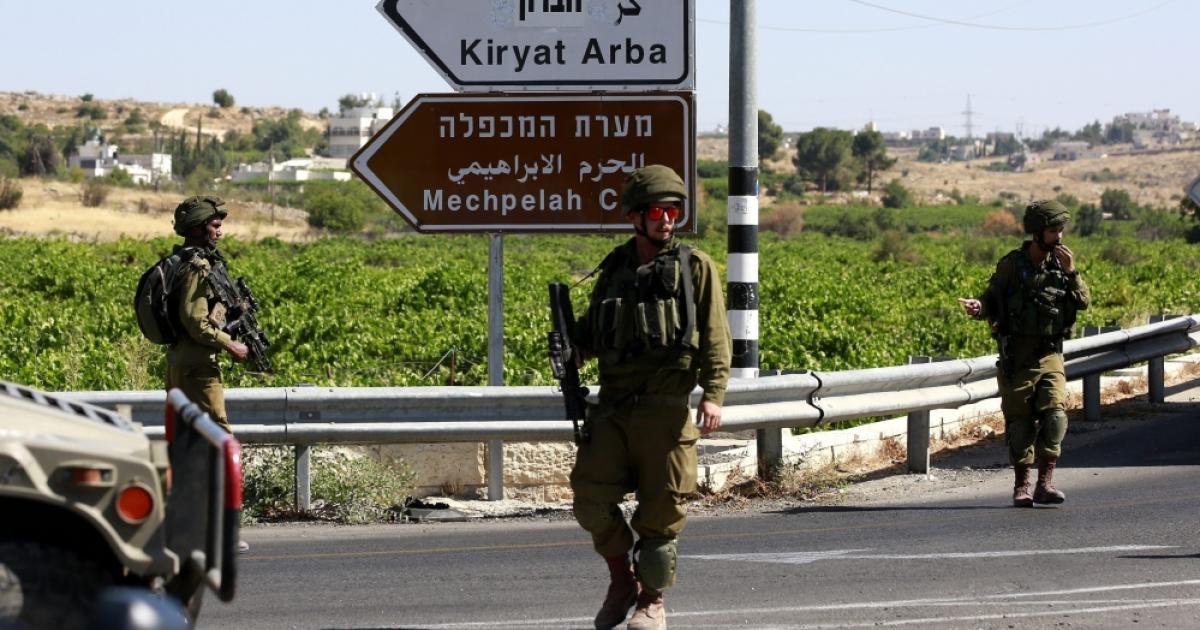  الاحتلال يشدد من إجراءاته عند مدخل الخليل الشرقي 