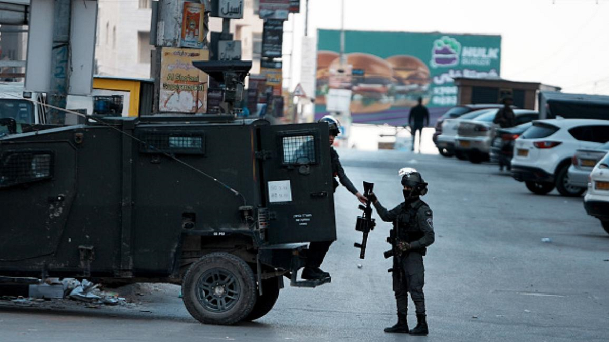 إصابة طفل برصاص الاحتلال  خلال اقتحام مخيم قلنديا 