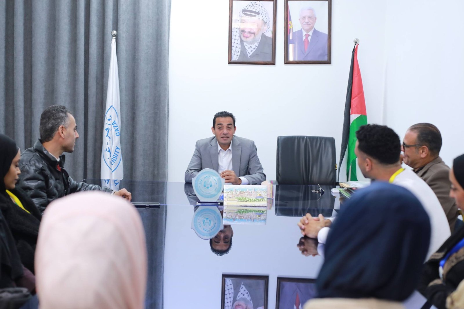 جامعة الأزهر تستقبل وفداً من مبادرة الجيل الفلسطيني الموحد لبحث تنفيذ برامج تدريبية للطلبة 