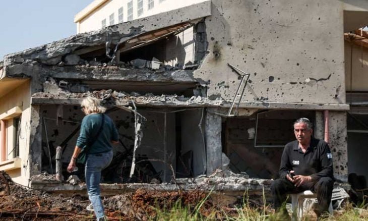 جيش الاحتلال يقر بعدم تحذيره من 200 صاروخ أطلقها “حزب الله” ليلا