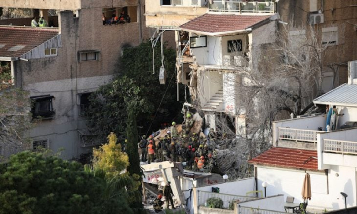  انتشال 13 جثة من تحت أنقاض مبانٍ قصفتها إسرائيل جنوبي لبنان قبل الهدنة