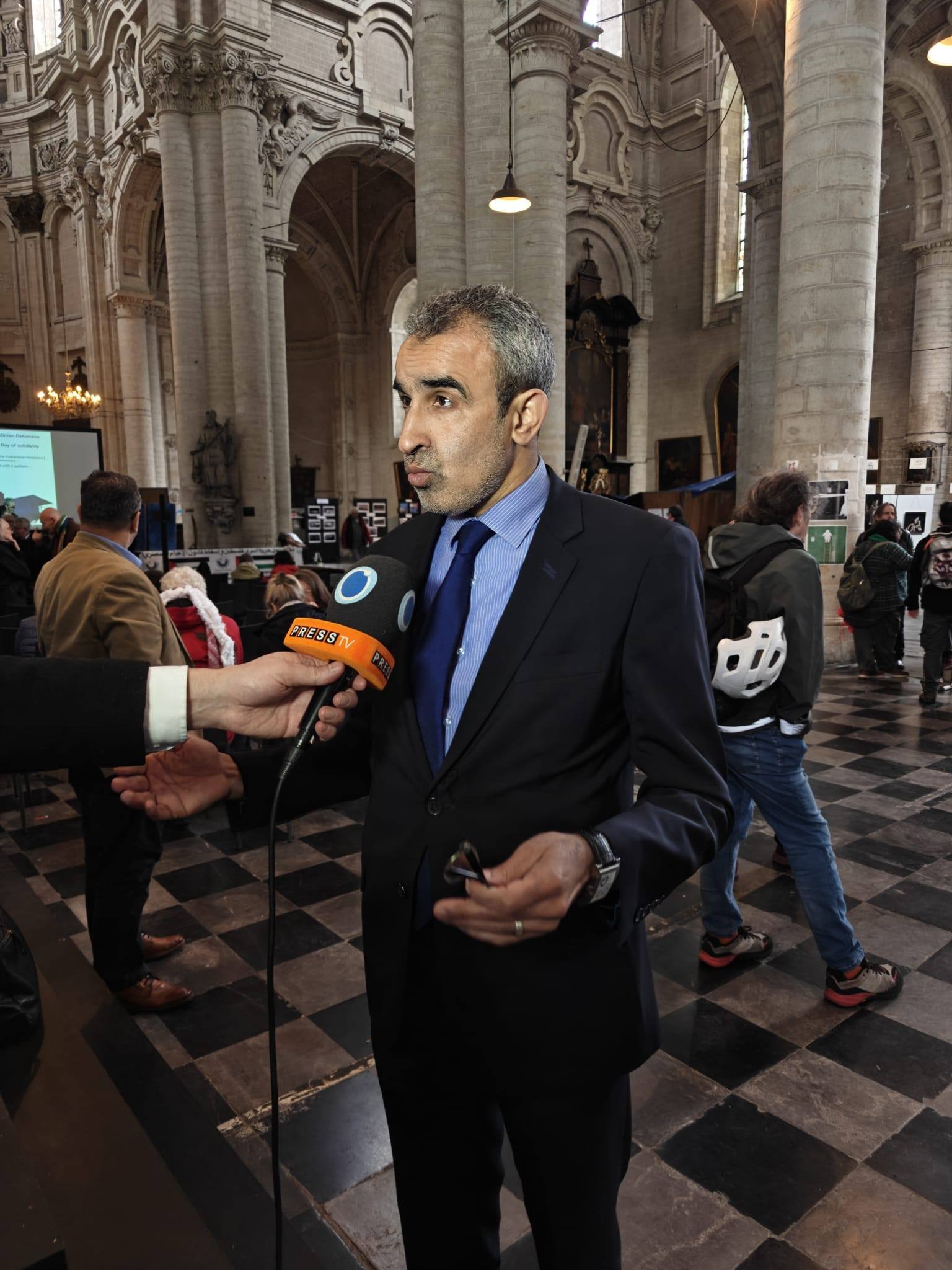 فريق قانوني دولي يضم خبير مغربي   يقدم مذكرتين للجنائية الدولية حول ملف الأسرى الفلسطينيين