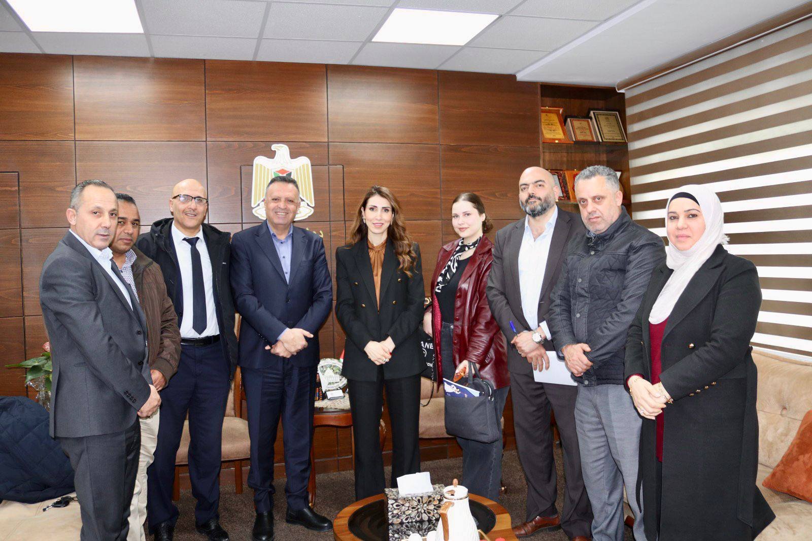 وزيرة العمل ونقابة الصحفيين تبحثان تعزيز الشراكة ودعم قطاع الإعلام