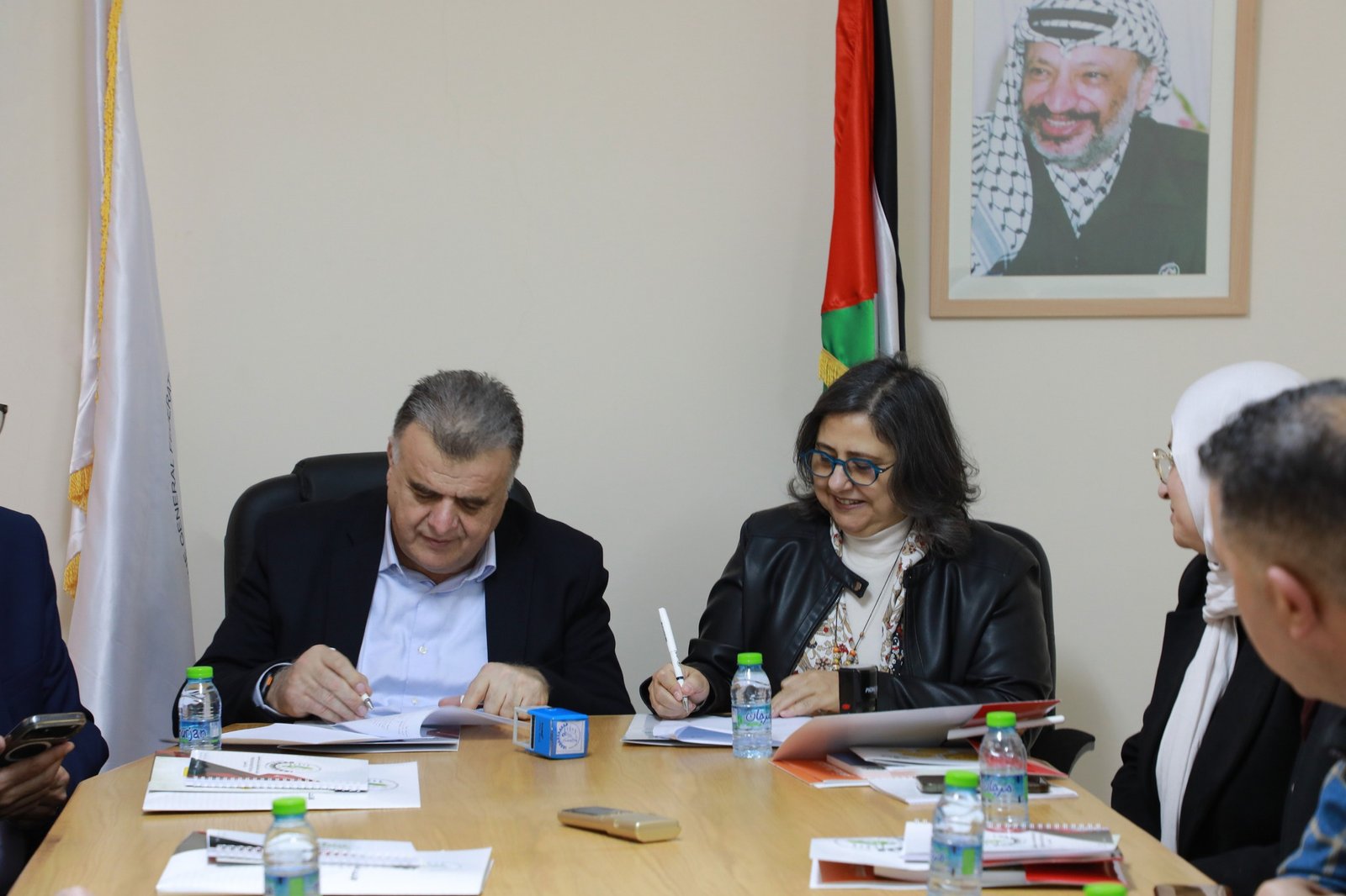 الاتحاد العام لنقابات عمال فلسطين ومؤسسة سوا يوقعان مذكرة تفاهم لتعزيز بيئة العمل الآمنة