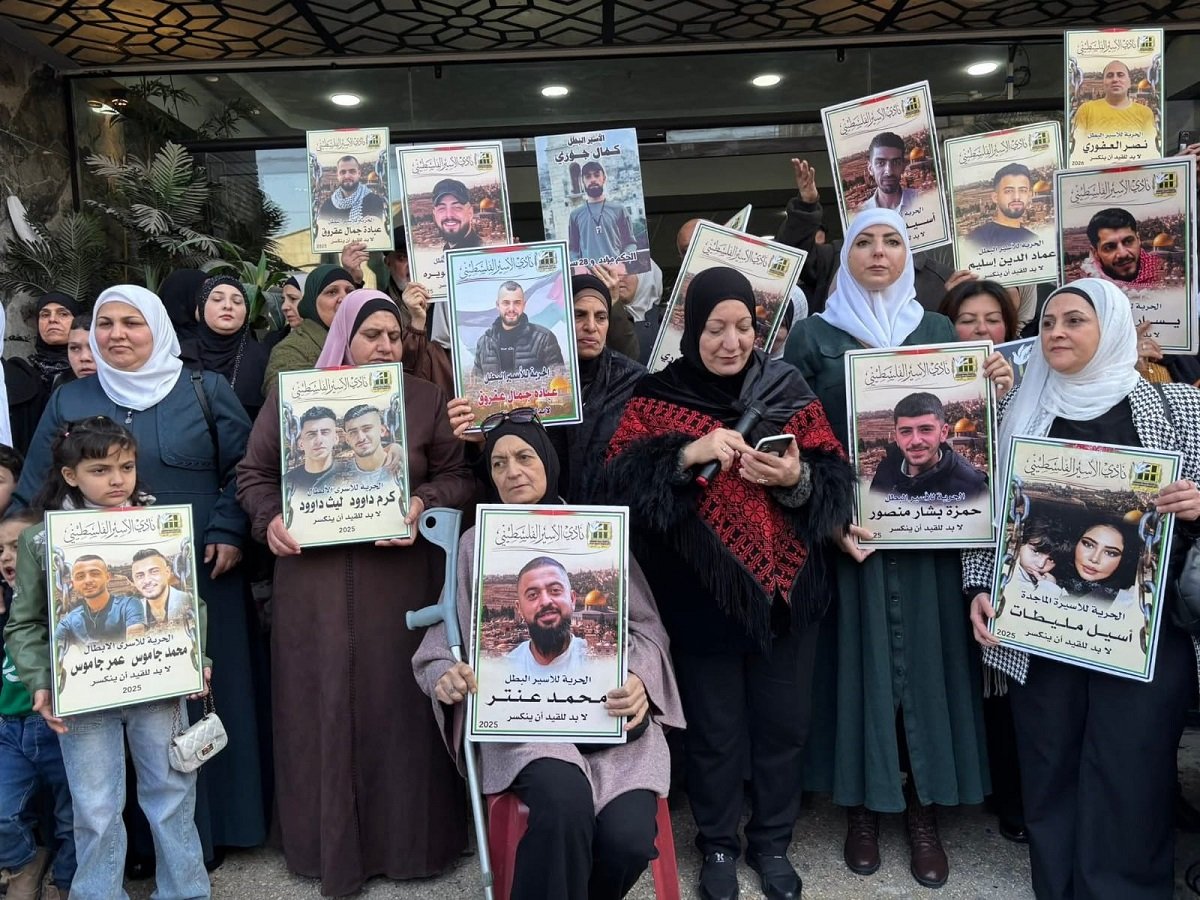 وقفة اسنادية ومسيرة جماهيرية في نابلس لاهالي الثالوث الفلسطيني