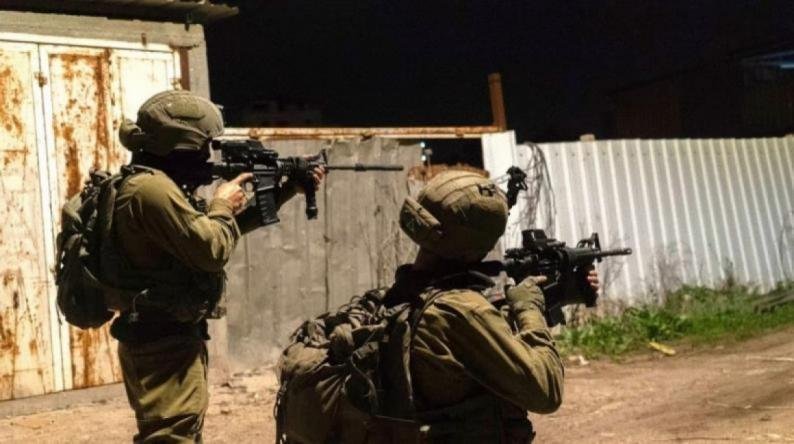 إصابة شاب برصاص الاحتلال في مخيم شعفاط