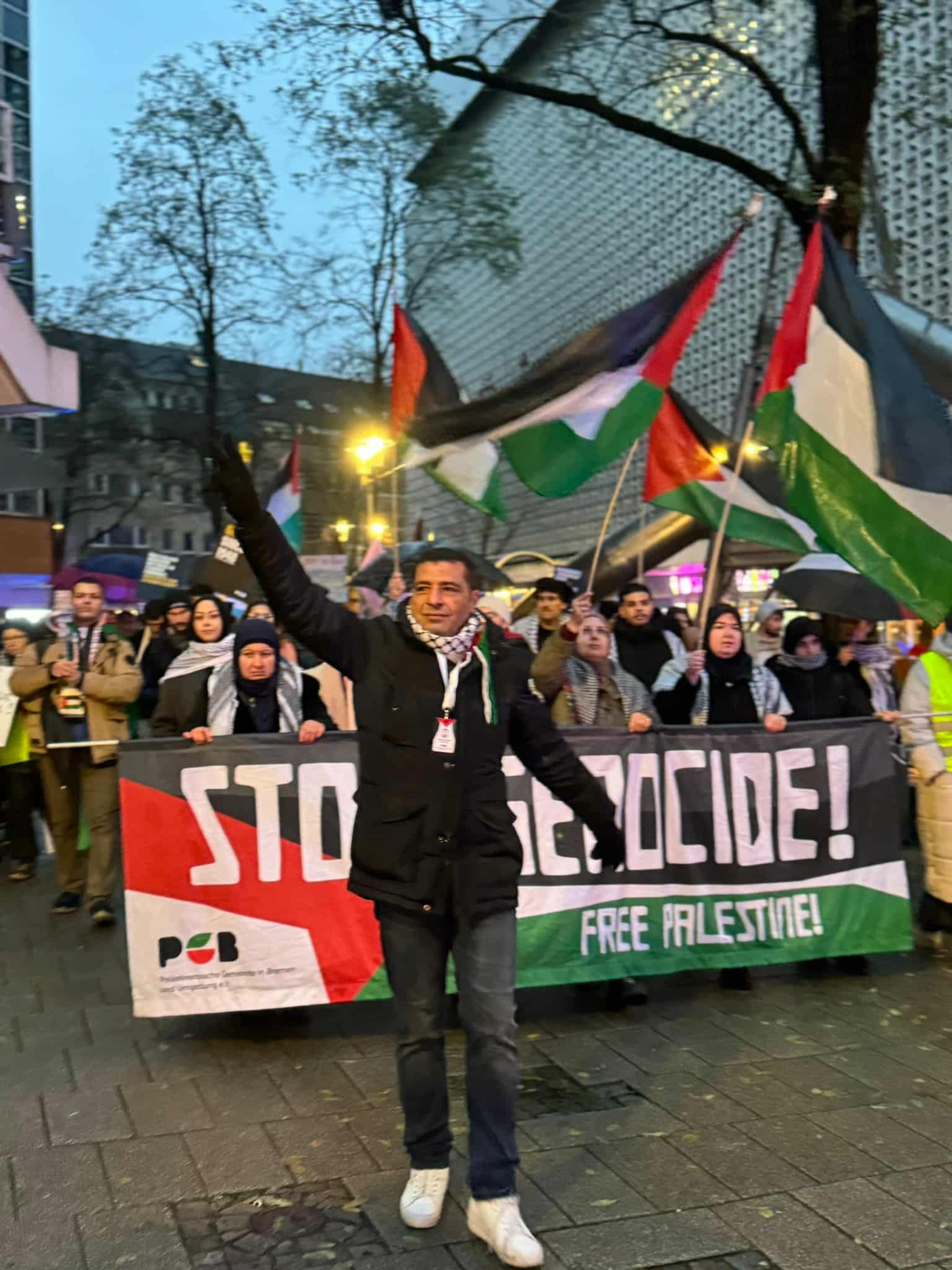 تظاهرة حاشدة في مدينة بريمن تنديداً بالعدوان على شعبنا بغزة والضفة