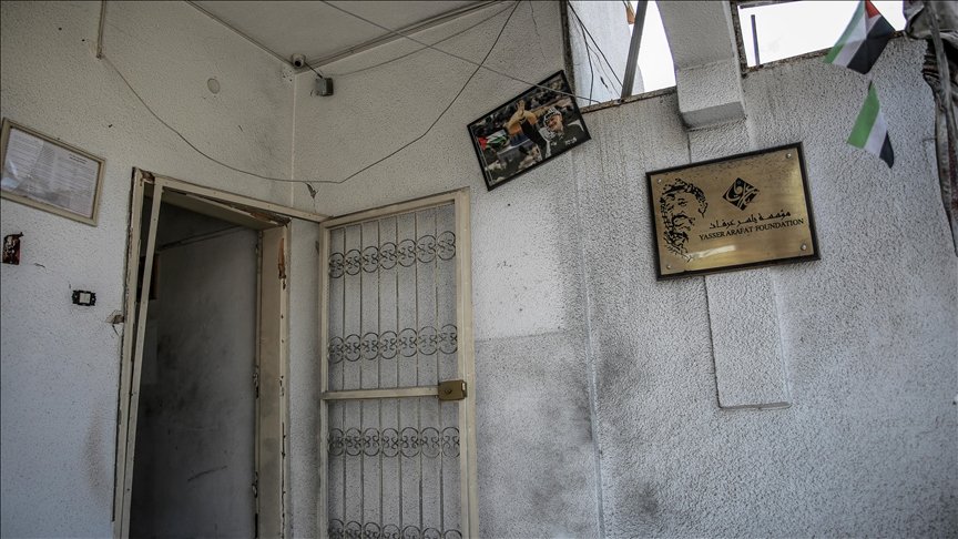 تقرير: منزل الرئيس ياسر عرفات بغزة من مركز ثقافي إلى مأوى نازحين