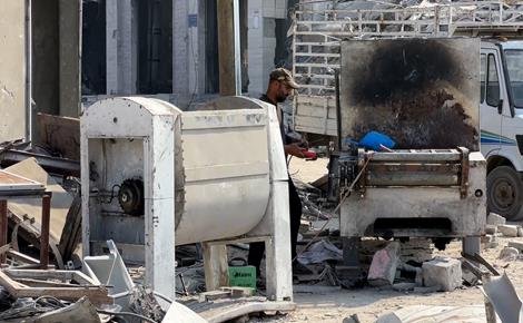 الاحتلال يُخطر بهدم منازل وأراضٍ وإخلائها في قلنديا تمهيدا لإقامة مصنع لحرق النفايات