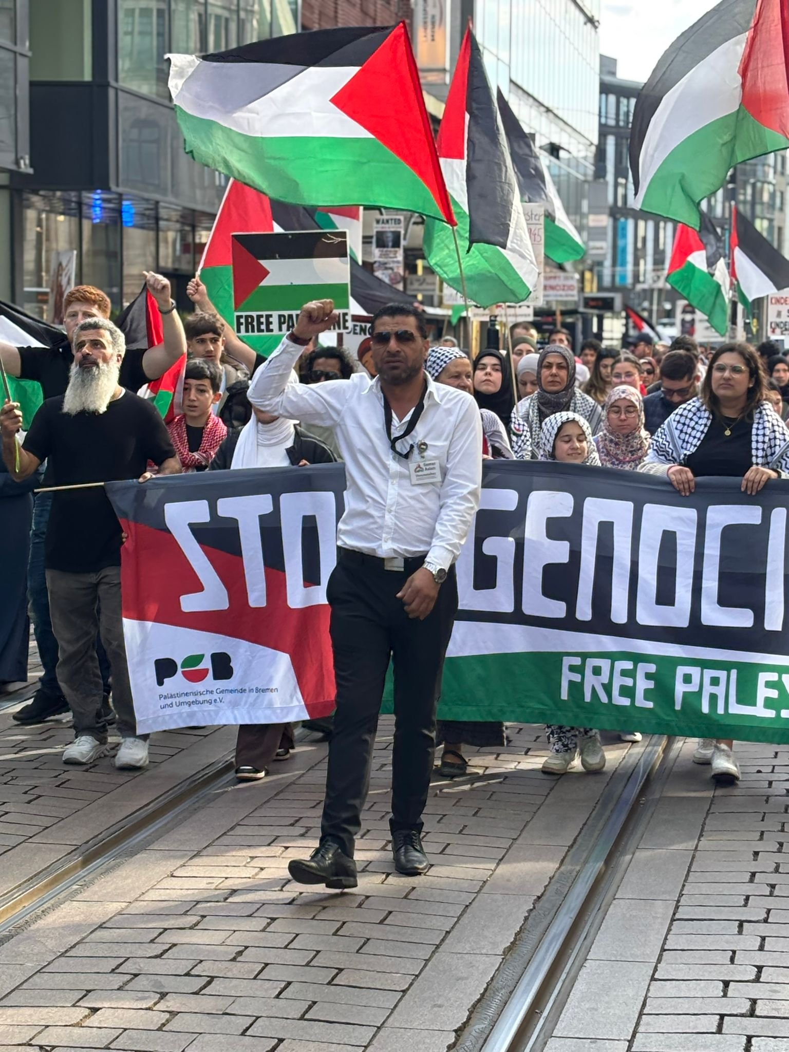 تظاهرة حاشدة في مدينة بريمن تنديدا بالعدوان   على غزة 